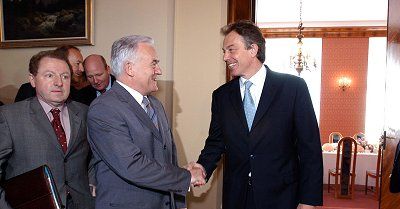 Blair: lepiej być w UE niż poza nią