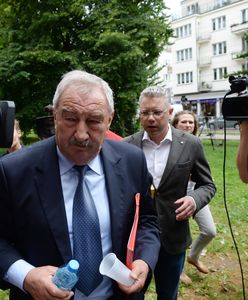 Melak: "Za cyrkiem, który urządza burmistrz Jersey City, stoi wymierny interes w dolarach"