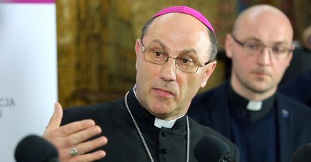 List biskupów w sprawie pedofilii w Kościele: "Nie ma słów, aby wyrazić nasz wstyd"