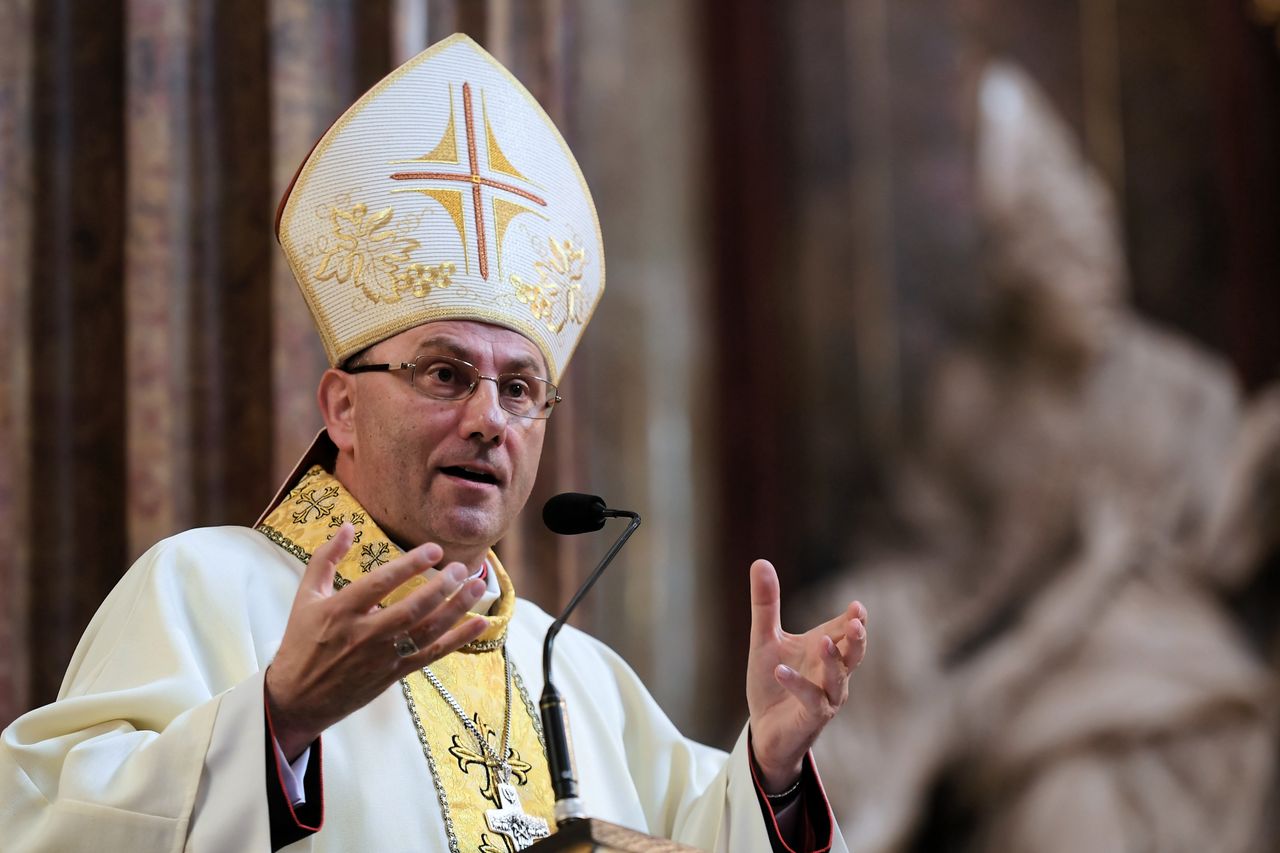 Abp Wojciech Polak twardo o przychylności rządzących wobec księży. "To związek, który nie służy Kościołowi"