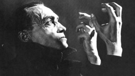 Kadr z filmu "Ręce Orlaka"