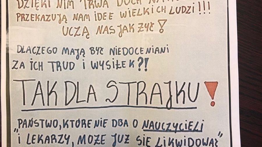 Plakat, popierający strajk nauczycieli