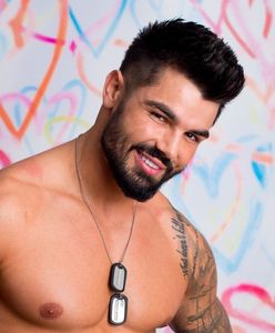 Paweł z "Love Island" nie wstydzi się niczego. Na Instagramie odkrywa niemal wszystko
