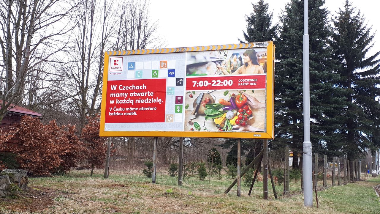 Zakaz handlu w niedziele. Czeski Kaufland zarabia na Polakach