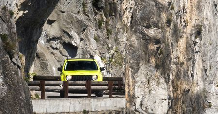 Jeep Renegade Upland (2017) - nowa, jeszcze bardziej terenowa wersja