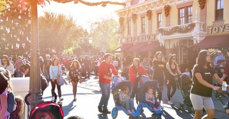 Pożar w Disneylandzie. Wyłączyli prąd, ale parku nie zamknęli
