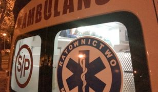 Białystok. Dramatyczny transport karetką. Kobieta nie żyje