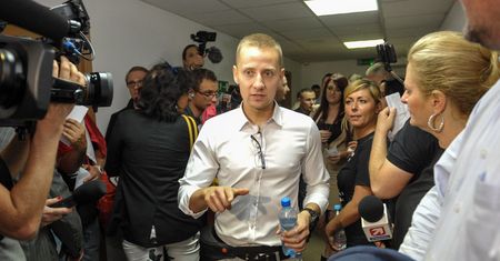 "Kiedyś dla takich była brzytwa!". Gorąco na procesie Scheuring-Wielgus vs. Międlar