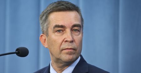 Gryglas uchyla rąbka tajemnicy ws. zmian w konstytucji