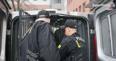 Będzin. Czujny dzielnicowy po godzinach zapobiegł kradzieży