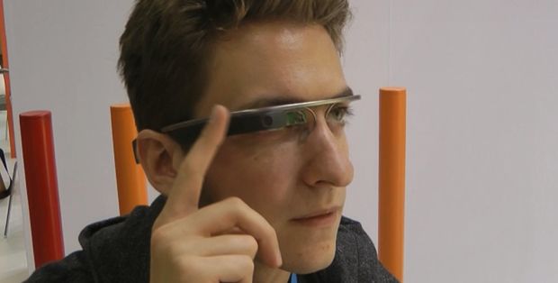 Pszczoły, które żądlą w... oczy. Testujemy jedną z pierwszych gier na Google Glass [WIDEO]