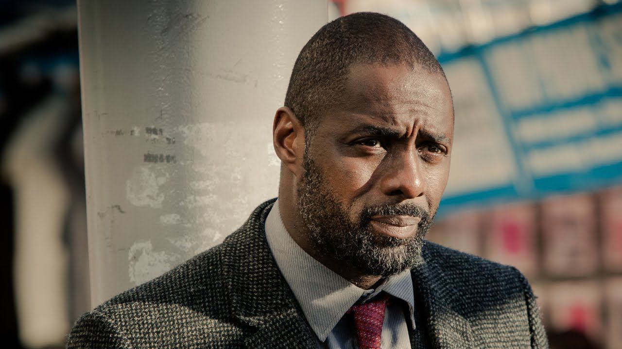 Netflix z własną wersją Dzwonnika z Notre Dame. Idris Elba reżyserem i odtwórcą głównej roli