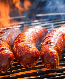 GIS ostrzega: ta kiełbasa śląska zawiera groźną bakterię. Zobacz jaka