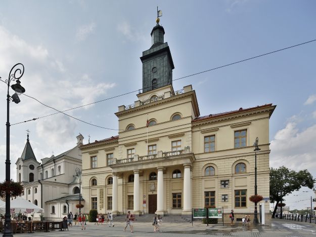 Lublin sprzeda kurii działkę za 10 proc. jej wartości?