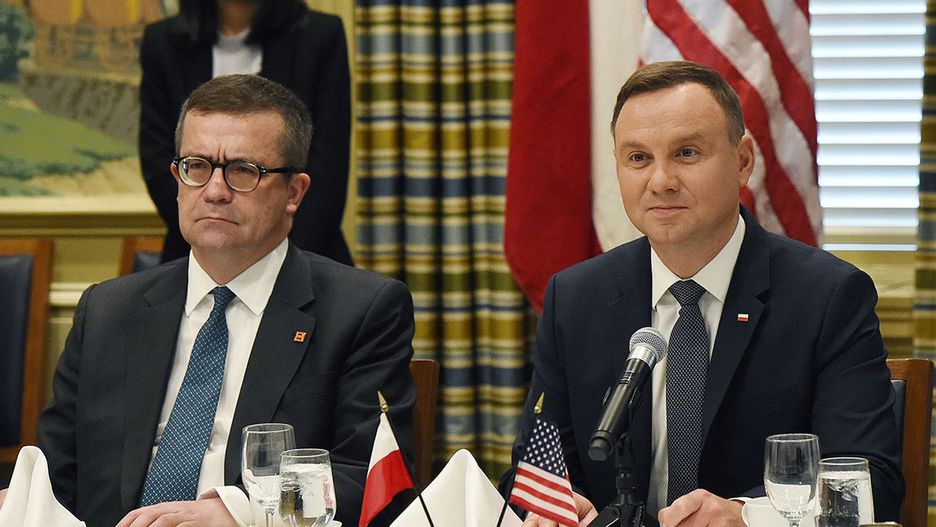 Prezydent Andrzej Duda i ambasador Piotr Wilczek podczas spotkania w Waszyngtonie jesienią 2017 r.