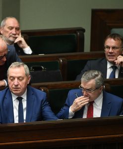 Minister zdradził, ile zarabia się w rządzie. Nagrody są uzasadnione?