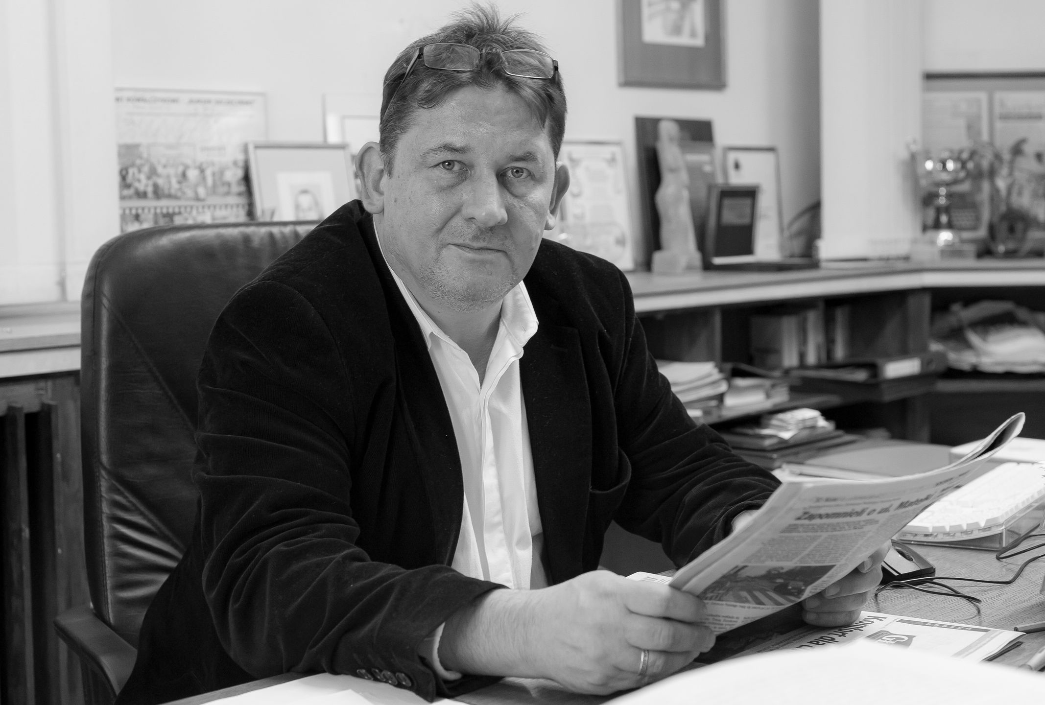 Nie żyje redaktor naczelny "Kuriera Szczecińskiego". Tomasz Kowalczyk zginął w wypadku samochodowym