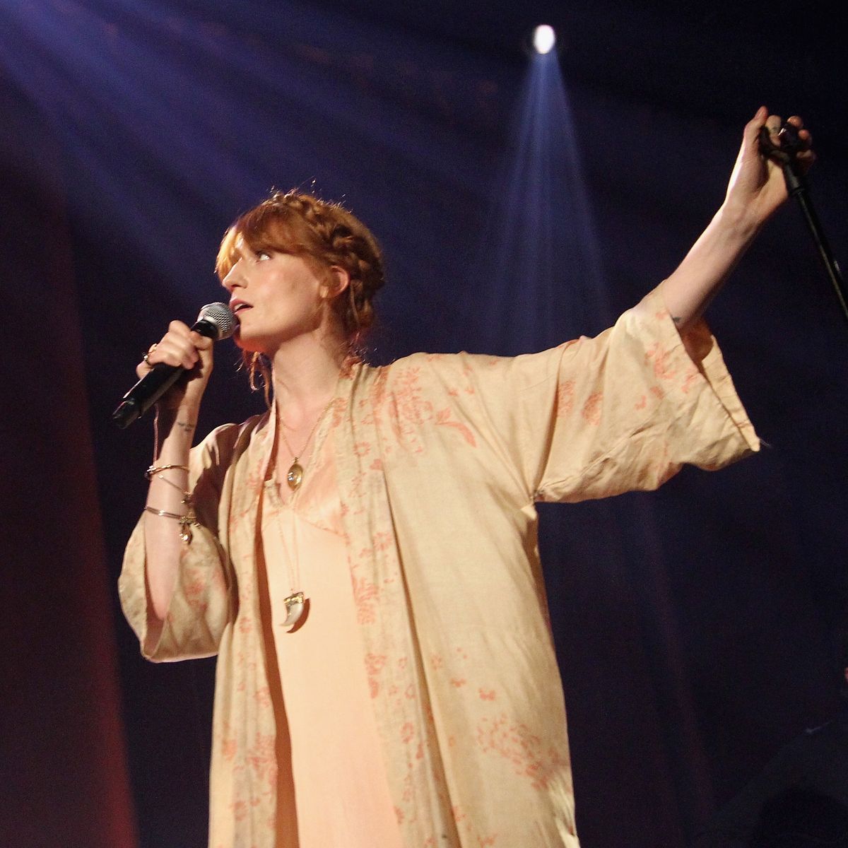 "Kiedy miałam 17 lat, zaczęłam się głodzić". Florence Welch wyznaje prawdę