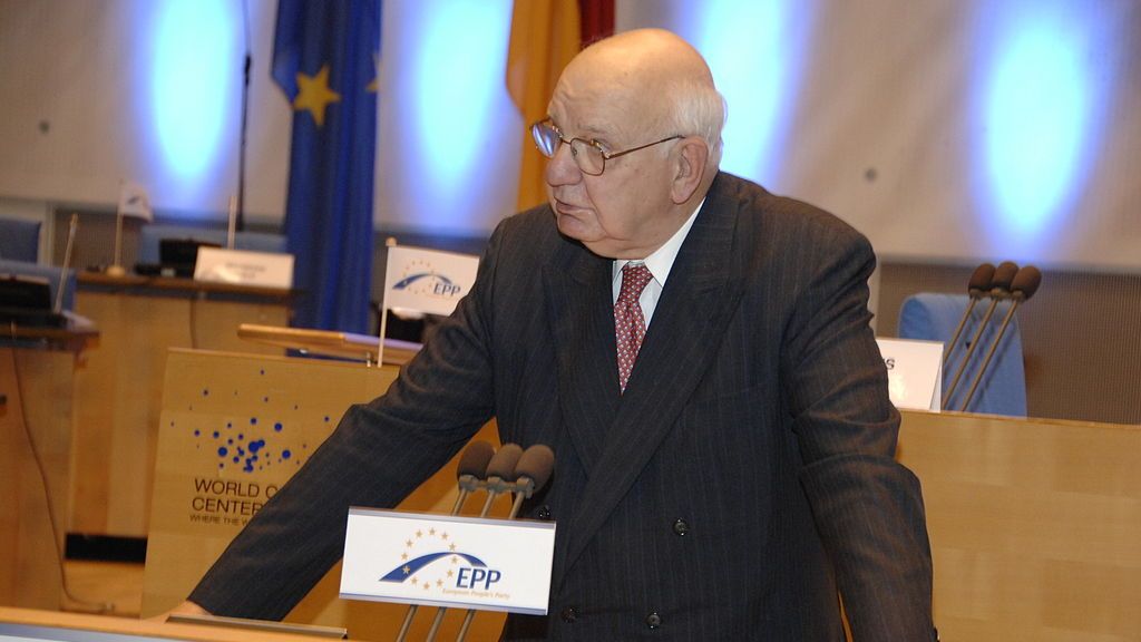 Paul Volcker był cenionym ekonomistą i szefem Fed.