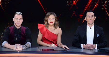 Edyta Herbuś odsłoniła zgrabne nogi. Dała porwać się koledze z jury