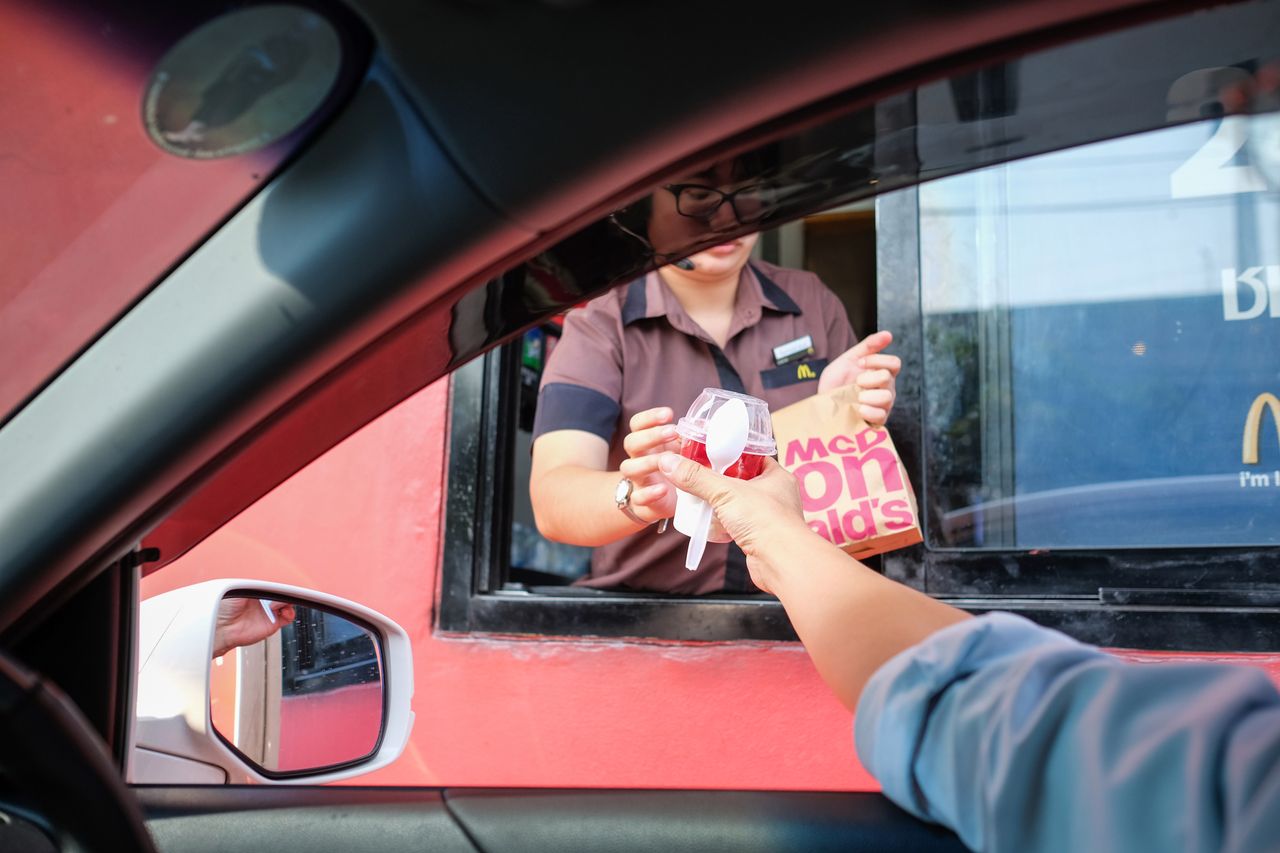 Z McDonald's na uczelnię wyższą. Po tym kierunku będziesz wiedział, jak kierować fast-foodem