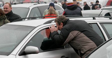 Używane auta do 4 lat. Sprzedaż wzrośnie o 10 proc. "Są dużo tańsze od nowych"
