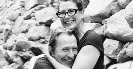 Gary Oldman ma bardzo zwyczajną żonę. Jest piąta