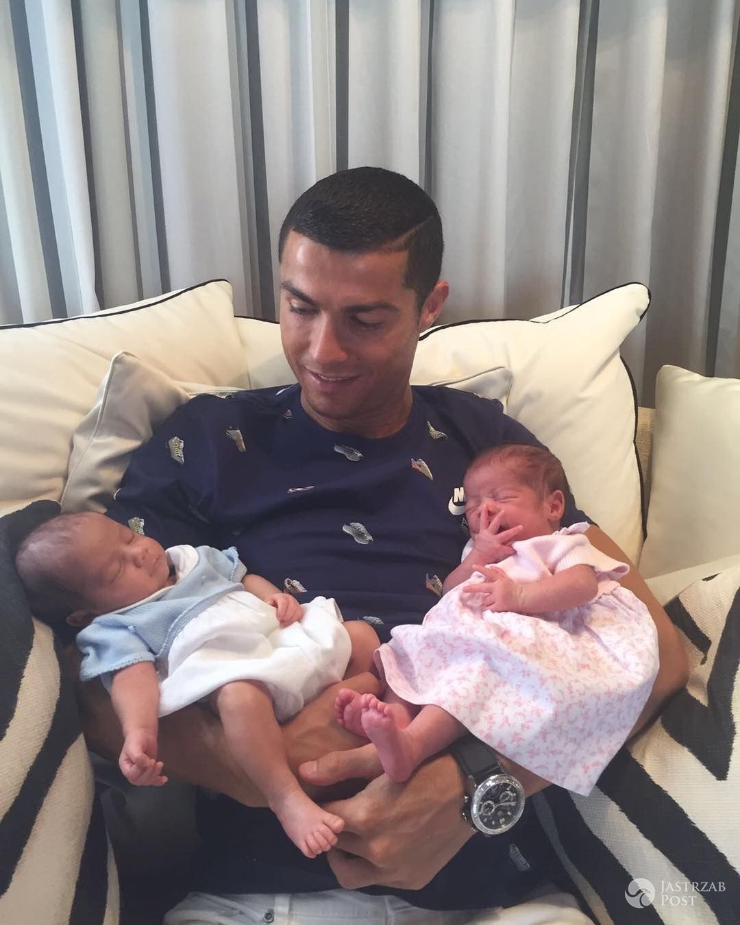 Cristiano Ronaldo pokazał swoje bliźnięta