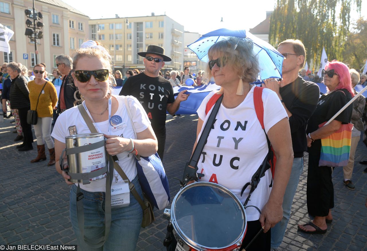 Obywatele RP zapowiadają manifestacje. Pikiety przed siedzibami PO, PSL i Nowoczesnej