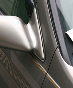 Nie trzeba zostawiać biletu parkingowego za szybą