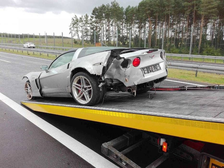 Stracił panowanie nad samochodem. Przeliczył się ze swoimi umiejętnościami