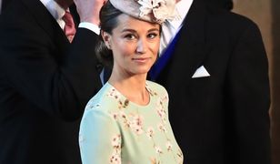 Pippa Middleton w ciąży na ślubie Harry'ego i Meghan. Brzuch już widoczny