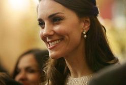 LOOK OF THE DAY: Kate Middleton w połyskującej sukni