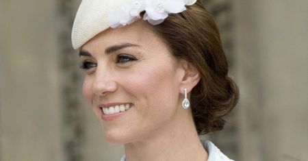 Fryzury Kate Middleton – co takiego robi, że zawsze wygląda perfekcyjnie?