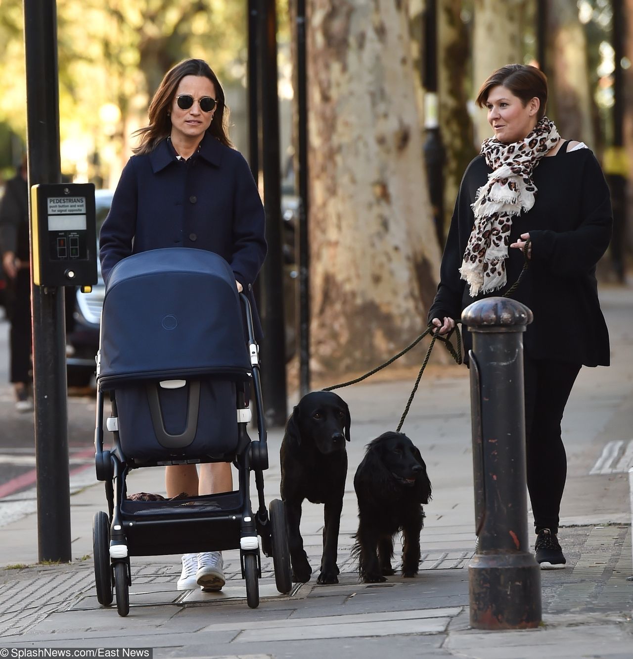 Pippa Middleton na spacerze z synkiem. Dała się przyłapać paparazzi