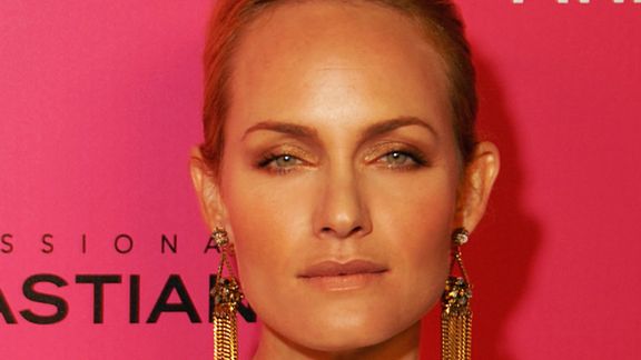 Amber Valletta (2009)