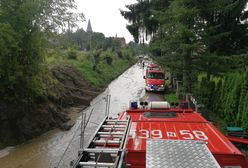Burzowa noc. Zalane piwnice, zerwane linie energetyczne
