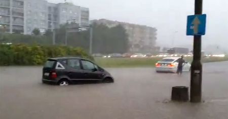 Gorzów pod wodą po oberwaniu chmury. Potężne ulewy i burze nad Polską