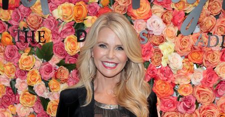 LOOK OF THE DAY: Christie Brinkley w sukience BCBG Max Azria