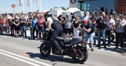 Polak pobił rekord Guinnessa w najdłuższym paleniu gumy na motocyklu