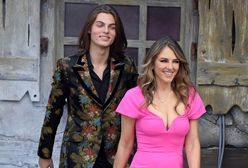 Damian Hurley to wykapana mama. Jego zdjęcia robią furorę