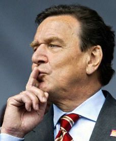 Schroeder za szybkim ratyfikowaniem konstytucji UE