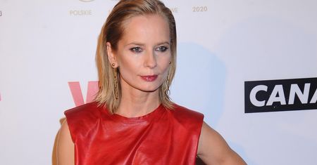 Orły 2020. Magdalena Cielecka w krwistoczerwonej sukience