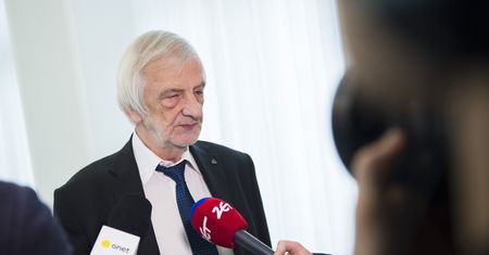 Sejm. Pożegnanie Adamowicza bez Kaczyńskiego, Mazurek i Terleckiego. "Nie zdążyłem"