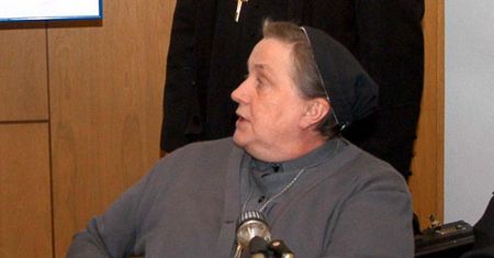 Matka Olech: znam przypadki wykorzystania seksualnego zakonnic w Polsce
