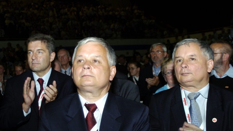 Od lewej: Władysław Frasyniuk, Lech i Jarosław Kaczyński