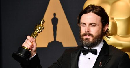 Casey Affleck po zdobyciu Oscara nie zadziera nosa. Gwiazdor "Manchester by the Sea" wystąpił w niskobudżetowym dramacie