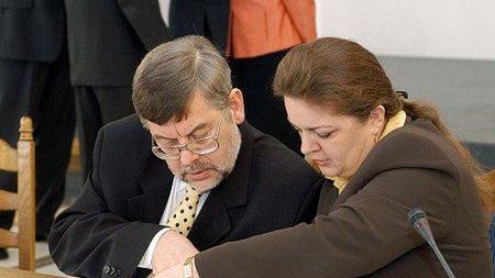 Tomasz Nałęcz, przewodniczący sejmowej komisji śledczej powołanej do wyjasnienia tzw. afery Rywina oraz posłanka Samoobrony Renata Beger