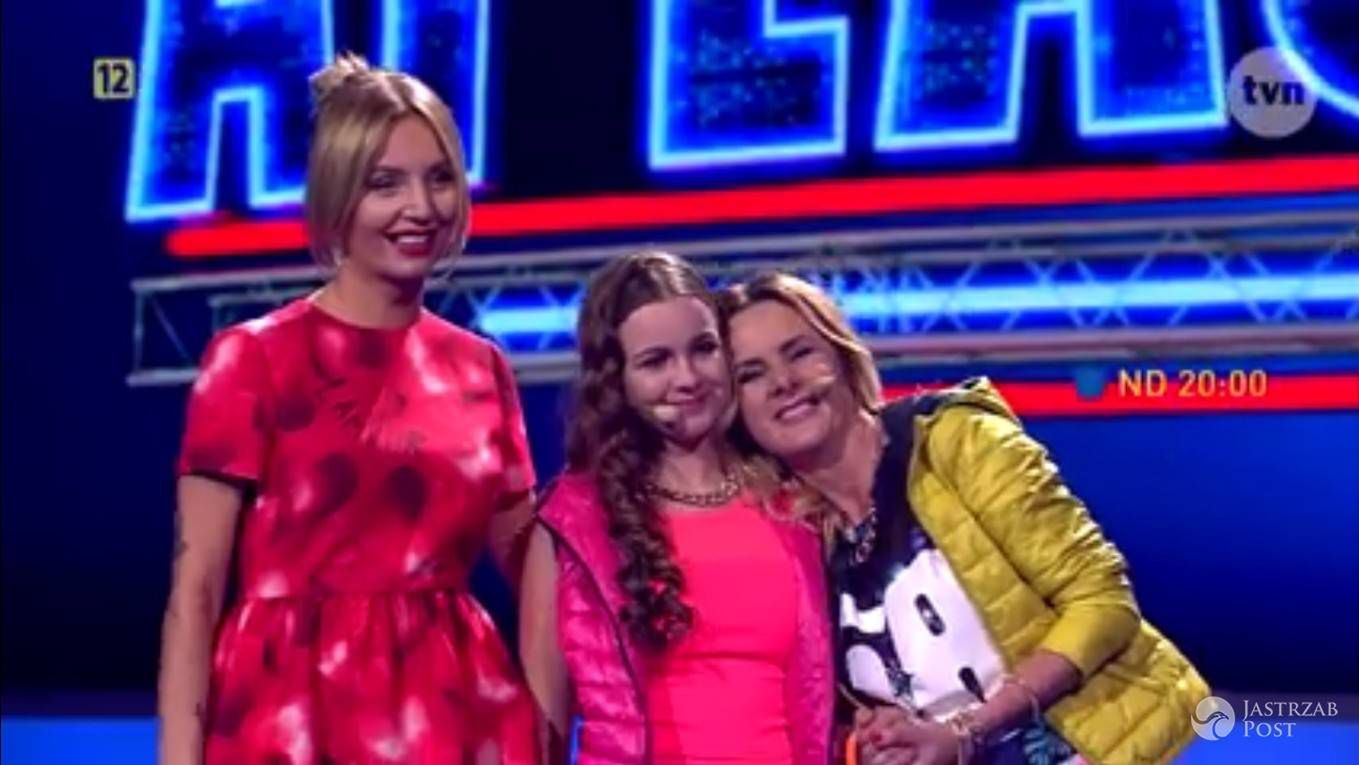 Agnieszka Szulim w sukience w serca Valentino w Aplauz, aplauz! (fot. TVN)