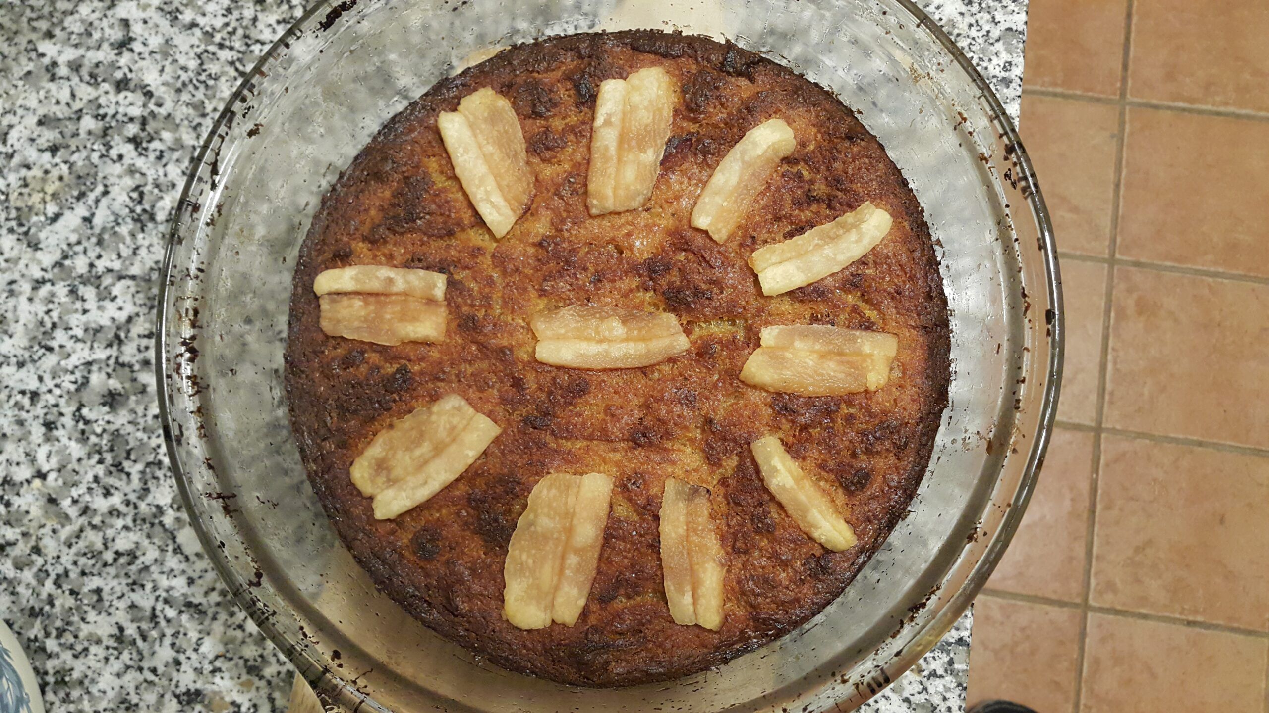Babka ziemniaczana z PRL. Fot. Wikimedia commons